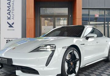 Porsche Taycan 2.500 km 86.500 &euro; Sindelfingen 71065