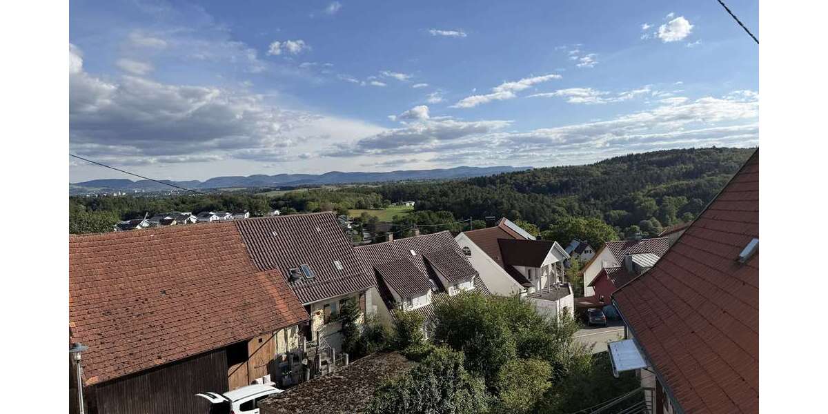 Etagenwohnung Pliezhausen - 3 Zimmer, 86 m&sup2;, 1.250&euro; | Angebot:27470240