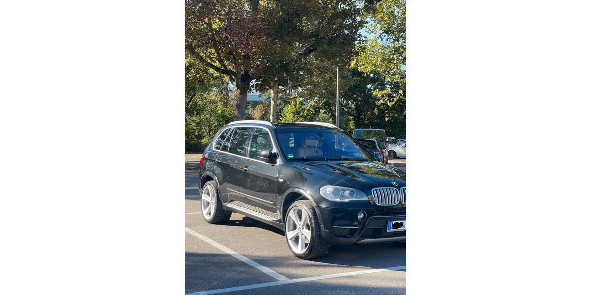 BMW X5 302.000 km 8.500 &euro; Leonberg 71229