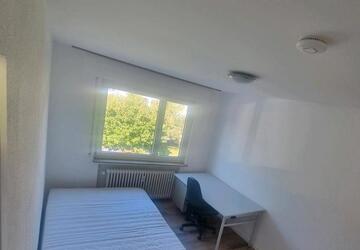 Wohnung Sindelfingen Eichholz - 1 Zimmer, 15 m&sup2;, 550&euro; | Angebot:25934880