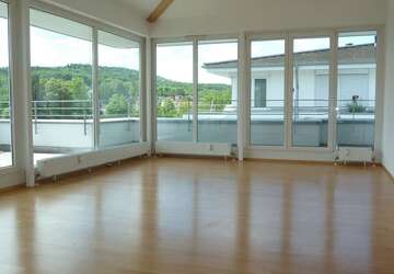 Wohnung Reutlingen - 3 Zimmer, 100 m&sup2;, 1.330&euro; | Angebot:27008707
