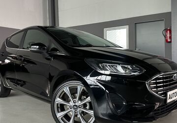 Ford Fiesta 76.500 km 14.900 &euro; Neckartailfingen 72666