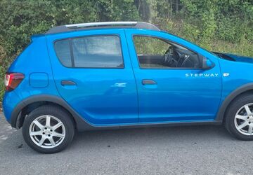Dacia Sandero 180.000 km 2.799 &euro; Magstadt (in der Nähe von Stuttgart) 71106