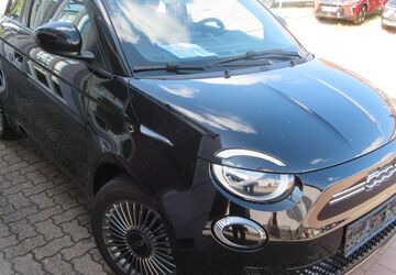Fiat 500e 5.900 km 18.680 &euro; Niefern-Öschelbronn 75223