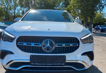 Mercedes-Benz GLA 180 7.400 km 29.900 &euro; Sindelfingen 71065