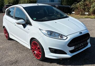 Ford Fiesta 117.581 km 5.900 &euro; Stetten 70771