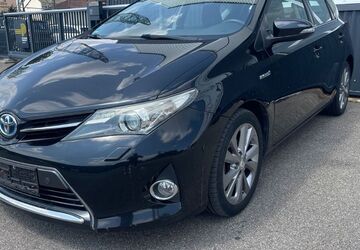 Toyota Auris 164.000 km 8.490 &euro; Asperg / Stuttgart 71679