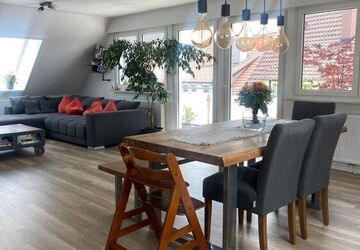 Moderne, großzügige Wohnung mit 5,5 Zimmern, Balkon, Terasse, EBK in Sindelfingen - Wohnung Sindelfingen Darmsheim | Angebot:27446302
