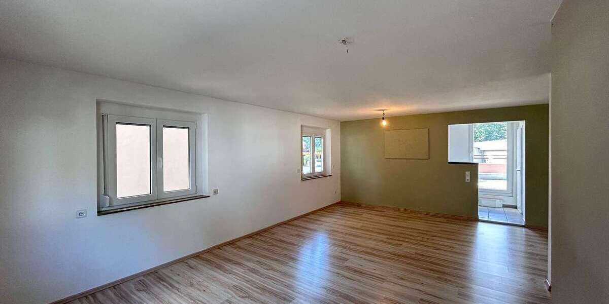 Etagenwohnung Nagold - 2 Zimmer, 62 m&sup2;, 600&euro; | Angebot:27428571