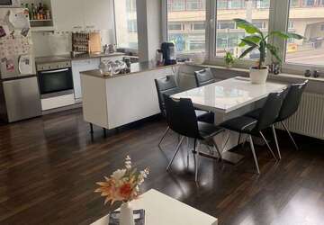 Wohnung Stuttgart Stuttgart-Mitte - 4 Zimmer, 110 m&sup2;, 1.350&euro; | Angebot:27243064