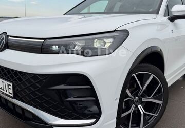 VW Tiguan 50.000 km 41.990 &euro; Böblingen/Stuttgart 71034