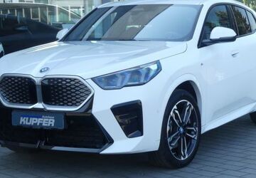 BMW iX2 6.620 km 46.900 &euro; Vaihingen / Enz 71665