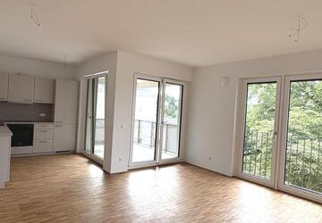 Wohnung Leonberg - 3 Zimmer, 80 m&sup2;, 1.608&euro; | Angebot:23643269