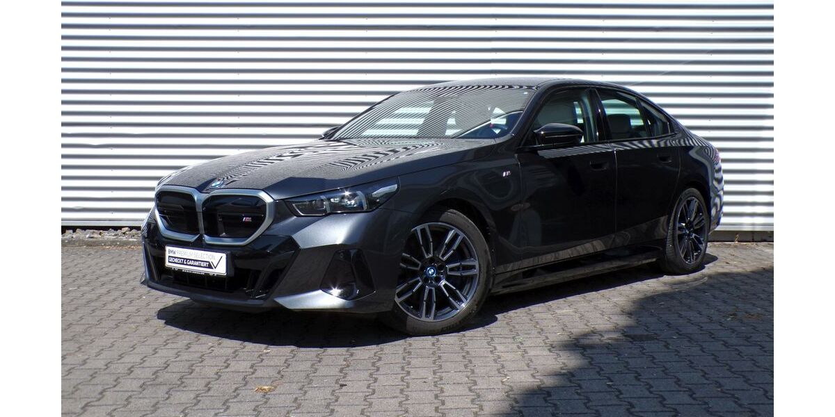 BMW i5 36.711 km 63.995 &euro; Bietigheim-Bissingen 74321