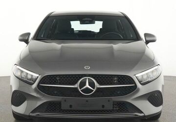 Mercedes-Benz A 180 33.900 km 24.600 &euro; Sindelfingen 71065